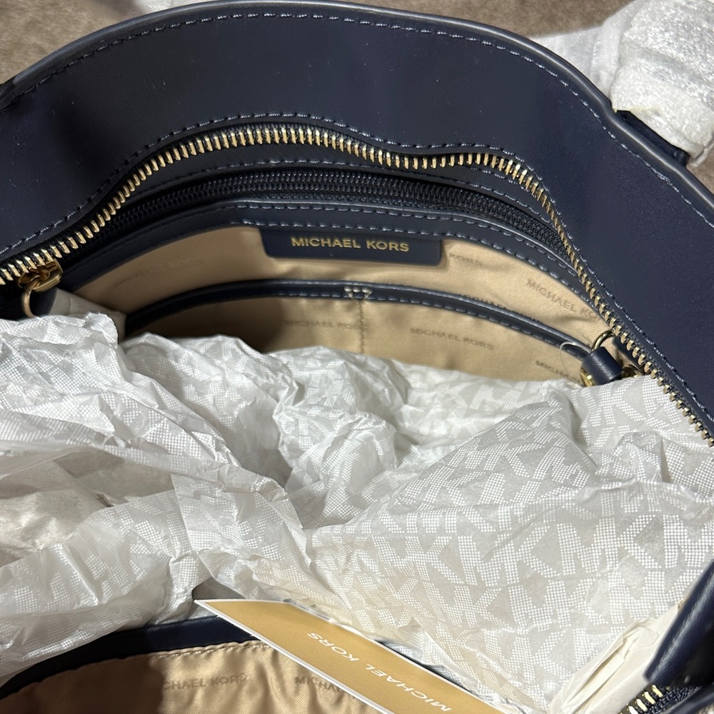 Michael Kors Whitney Small Signature Logo Tote navy and white with gold accents - Picture 8 of 10